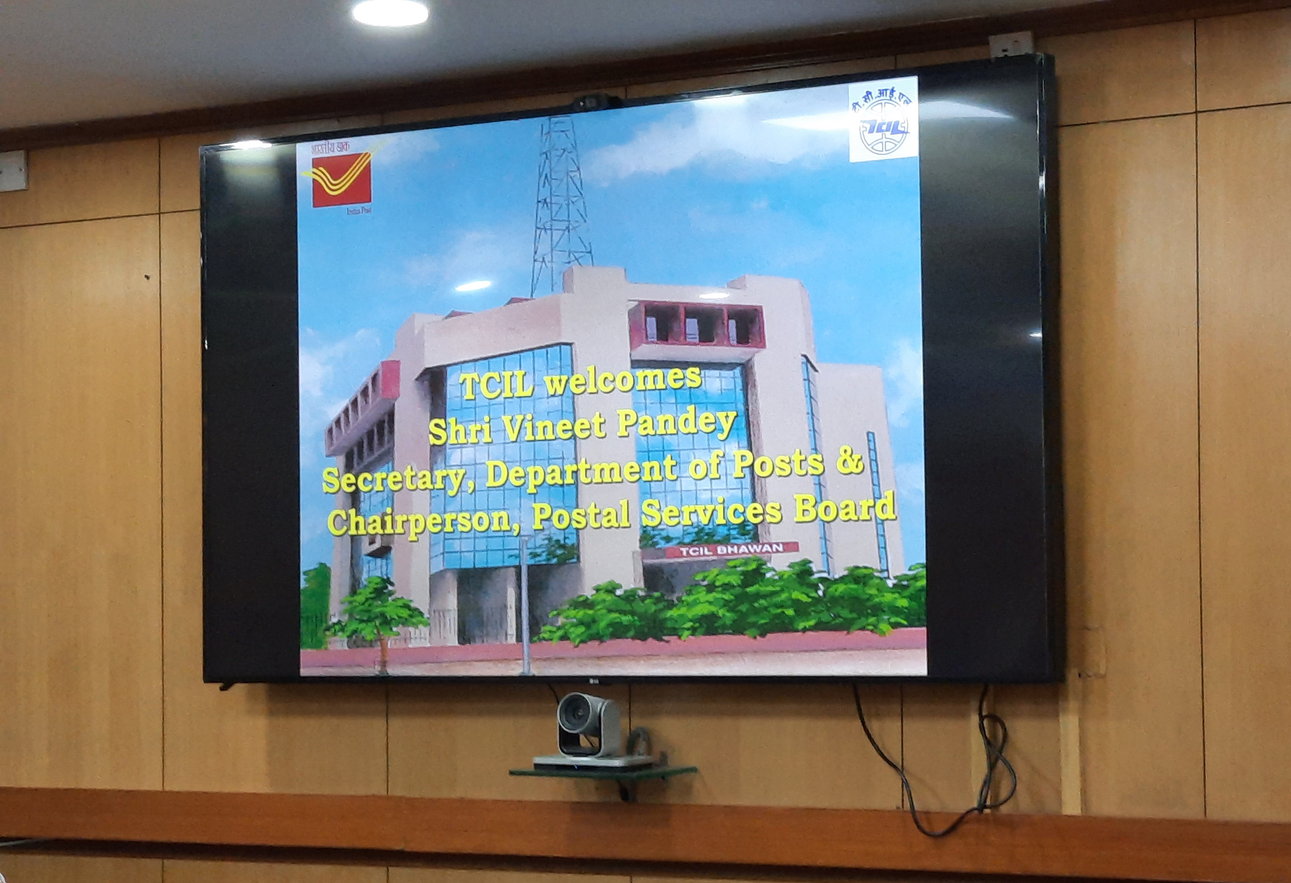 Secretary, Department of Posts & Chairperson, Postal Services Board Sh. Vineet Pandey welcomed by TCIL’s CMD Sh. Sanjeev Kumar and Director (Technical) Sh. Kamendra Kumar at TCIL Bhawan on 16th August 2021 to discuss future opportunities for mutual collaboration Secretary, Department of Posts & Chairperson, Postal Services Board Sh. Vineet Pandey welcomed by TCIL’s CMD Sh. Sanjeev Kumar and Director (Technical) Sh. Kamendra Kumar at TCIL Bhawan on 16th August 2021 to discuss future opportunities for mutual collaboration